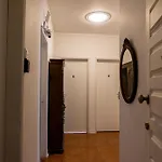 Aconchego De Quartos No Centro De *