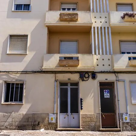Aconchego De Quartos No Centro De Pansiyon Faro