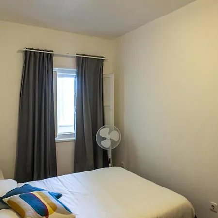 Aconchego De Quartos No Centro De * Faro